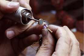 jewelry design and repair program